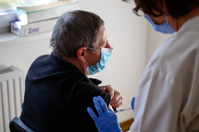 2068 fertőzöttet regisztráltak, 50 ember halt meg a koronavírussal összefüggésben