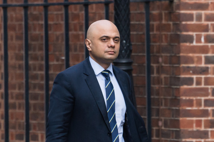 Az Egyesült Királyság a nyolcadik orvosi segélyszállítmányt és 500 generátort küld Ukrajnába