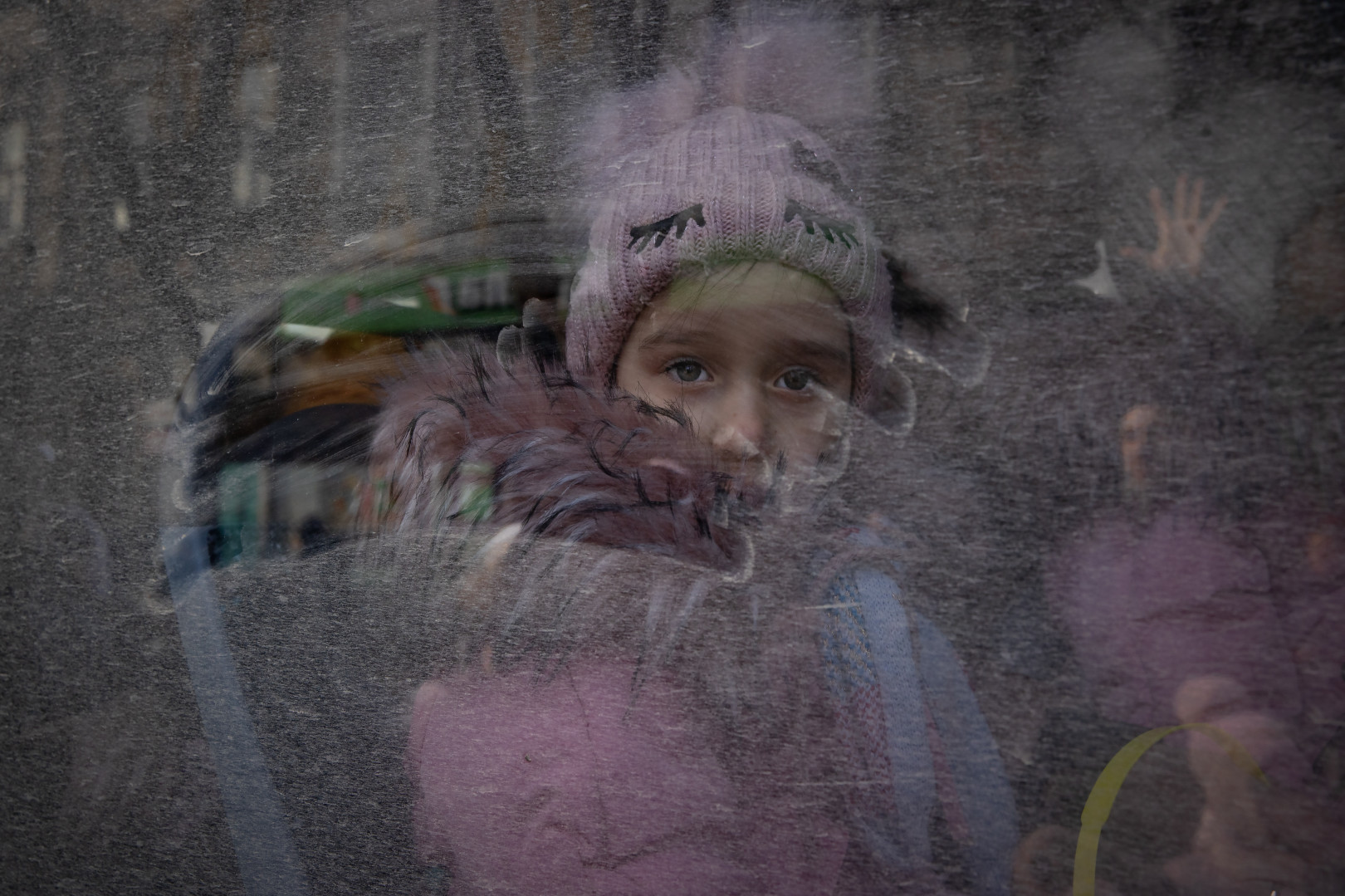 Menekültekkel teli busz indul Mikolajivból Odesszába – Fotó: Huszti István / Telex