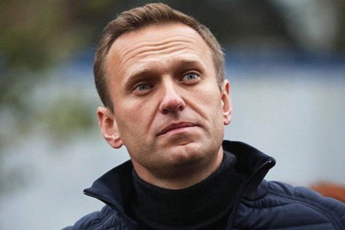 Még 13 év börtönt kért az ügyész Putyin legfőbb kritikusára, Alekszej Navalnijra