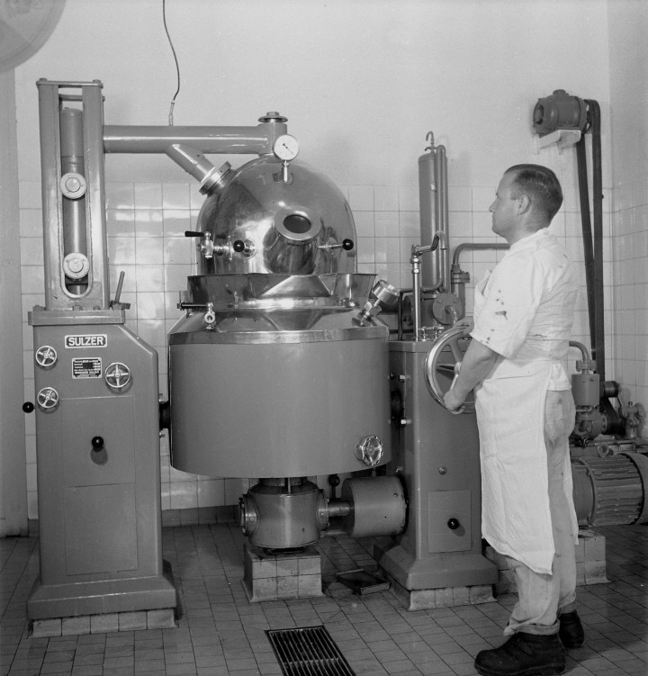 A Lindt & Sprüngli gyára Kilchbergben, 1945-ben – Fotó: RDB / ullstein bild / Getty Images