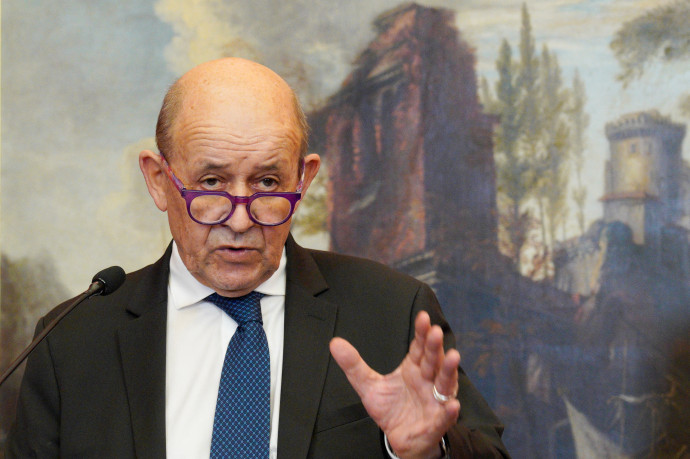 Oroszország csak tetteti a tárgyalást a francia külügy szerint