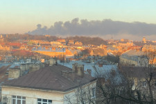 Robbanásokat hallottak Lvivben, miután légiriadót adtak ki hajnalban Nyugat-Ukrajna nagy részére