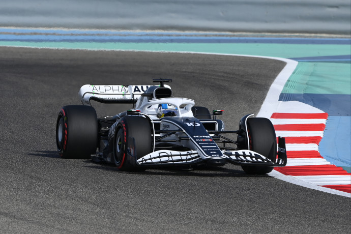 Meglepetés, az AlphaTauri nyitotta az élen az F1 új korszakát, Verstappen az 5., Hamilton a 7.