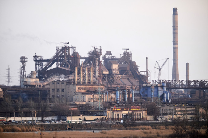 Az Azov acélgyár Mariupolban 2022. február 17-én – Fotó: Pierre Crom / Getty Images