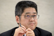 A kínai külügyminiszter-helyettes felháborítónak tartja az Oroszországgal szembeni nyugati szankciókat