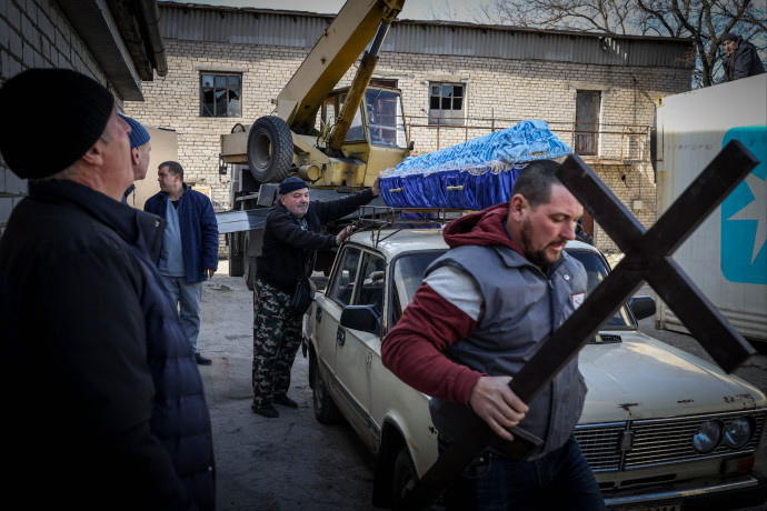 Mikolajivban lassan már nincs elég koporsó eltemetni a halottakat