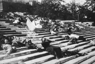Az odesszai Patyomkin-lépcső, amit az 1905-ös vérengzésről szóló film tett híressé