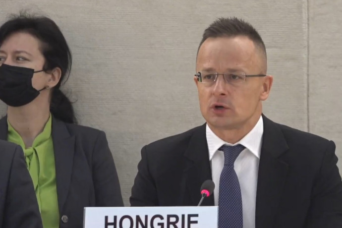 Az apa férfi, az anya nő, a kormány pedig védi a családokat, mondta Szijjártó magyarul az ENSZ Emberi Jogi Tanácsának ülésén