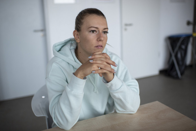 Miért teniszezhet Gálfi Dalma egy orosz ellen egy rangos amerikai tornán?