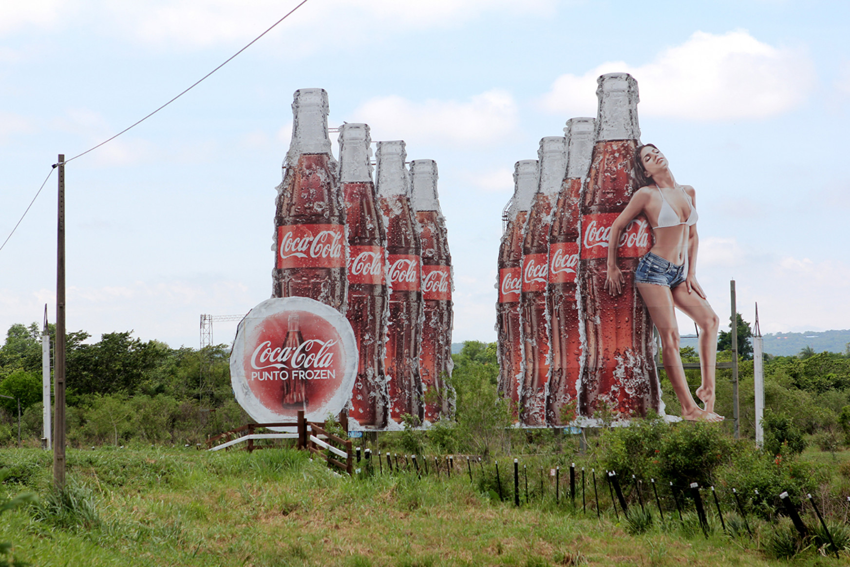 A Coca-Cola egyszer kitalálta az italautomatát, ami drágábban adja a kólát a forró nyári napokon