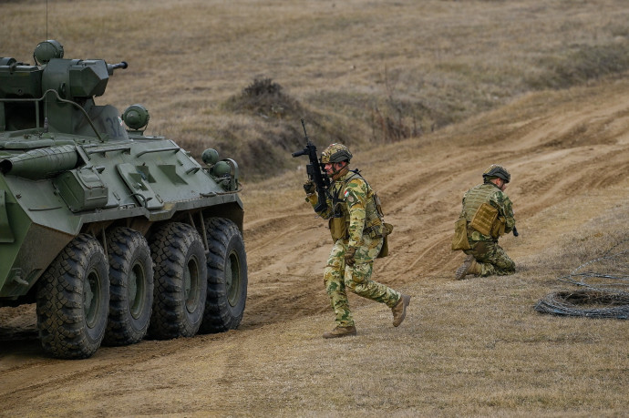 A NATO megerősíti a keleti szárnyát, új harccsoportot küldenek Magyarországra