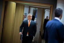 Orbán: Április 3-án üzenjük meg, nem vagyunk jámbor lúzerek