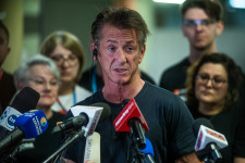 Sean Penn beolvasztja az Oscar-díjait, ha Zelenszkij nem beszélhet az idei Oscar-gálán