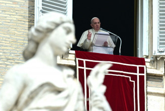 Ferenc pápa: A háborút ki kell törölni az emberiség történetéből, mielőtt a háború törölné ki az embert a történelemből