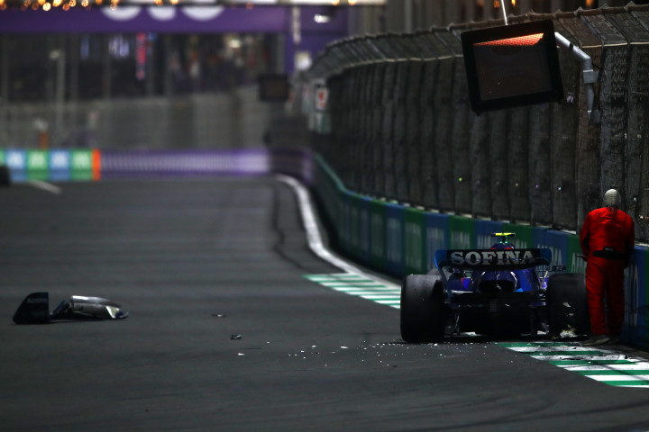 Nicholas Latifi számára a falban ért véget a Szaúd-arábiai Nagydíj Fotó: Joe Portlock / Formula 1 / Getty Images