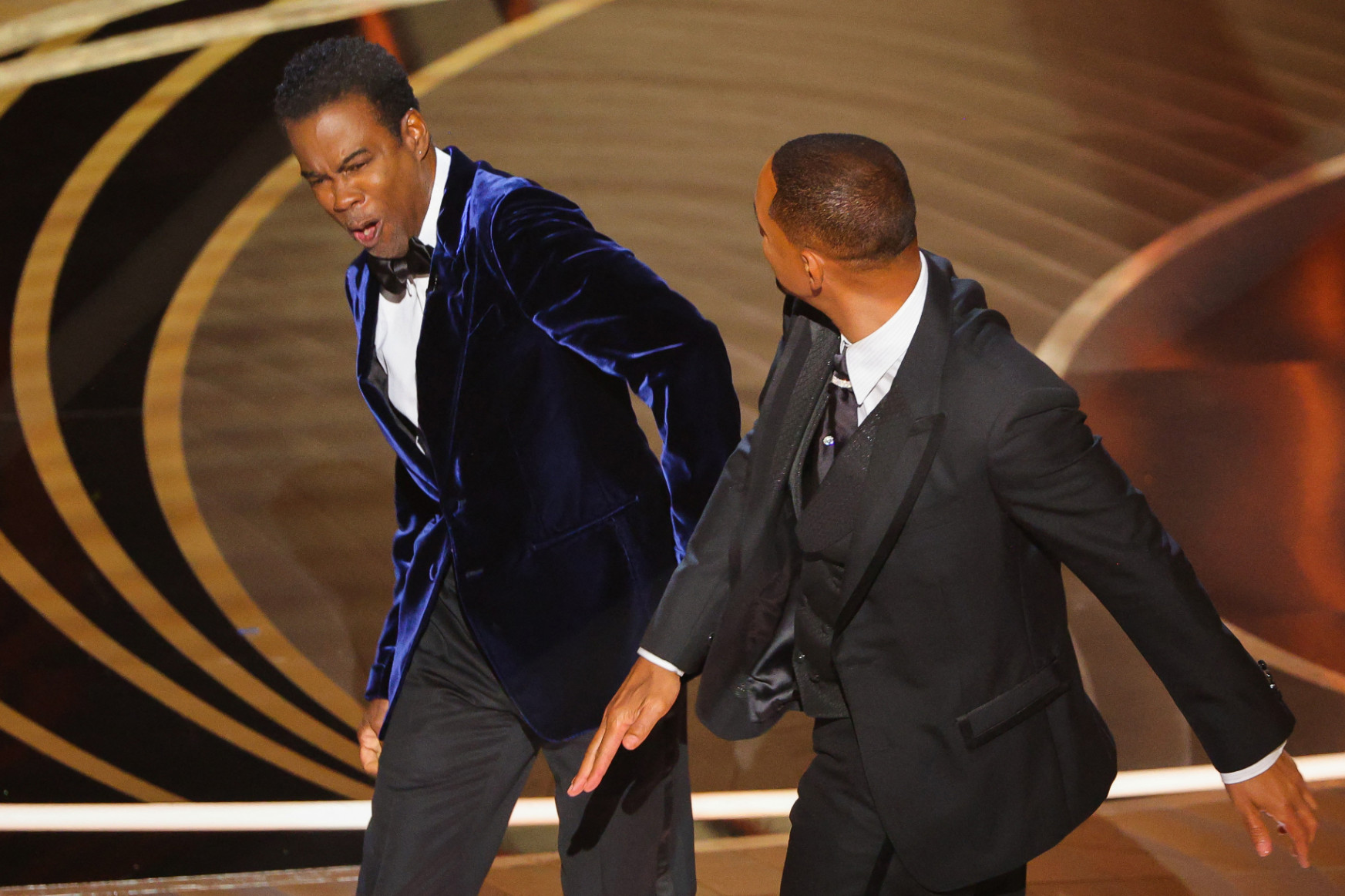 Botrány az Oscar-gálán: Will Smith megütötte Chris Rockot, aztán élő adásban káromkodott