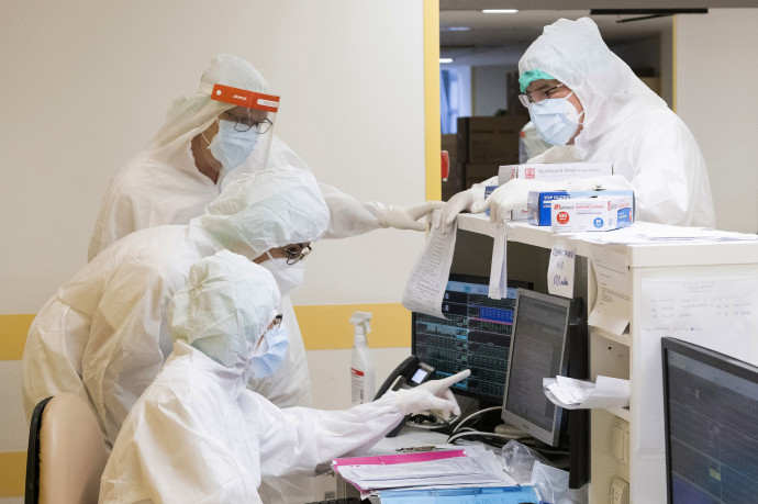 5223 új fertőzöttet találtak a hétvégén, meghalt 84 beteg