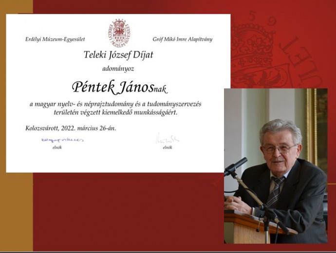 Az Erdélyi Múzeum-Egyesület Teleki József díját Péntak János nyelvészprofesszor kapta. Fotó forrása: eme.ro