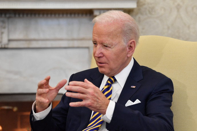 Biden: Meglátjuk, hogy az oroszok csökkentik-e a csapataik számát Kijev körül