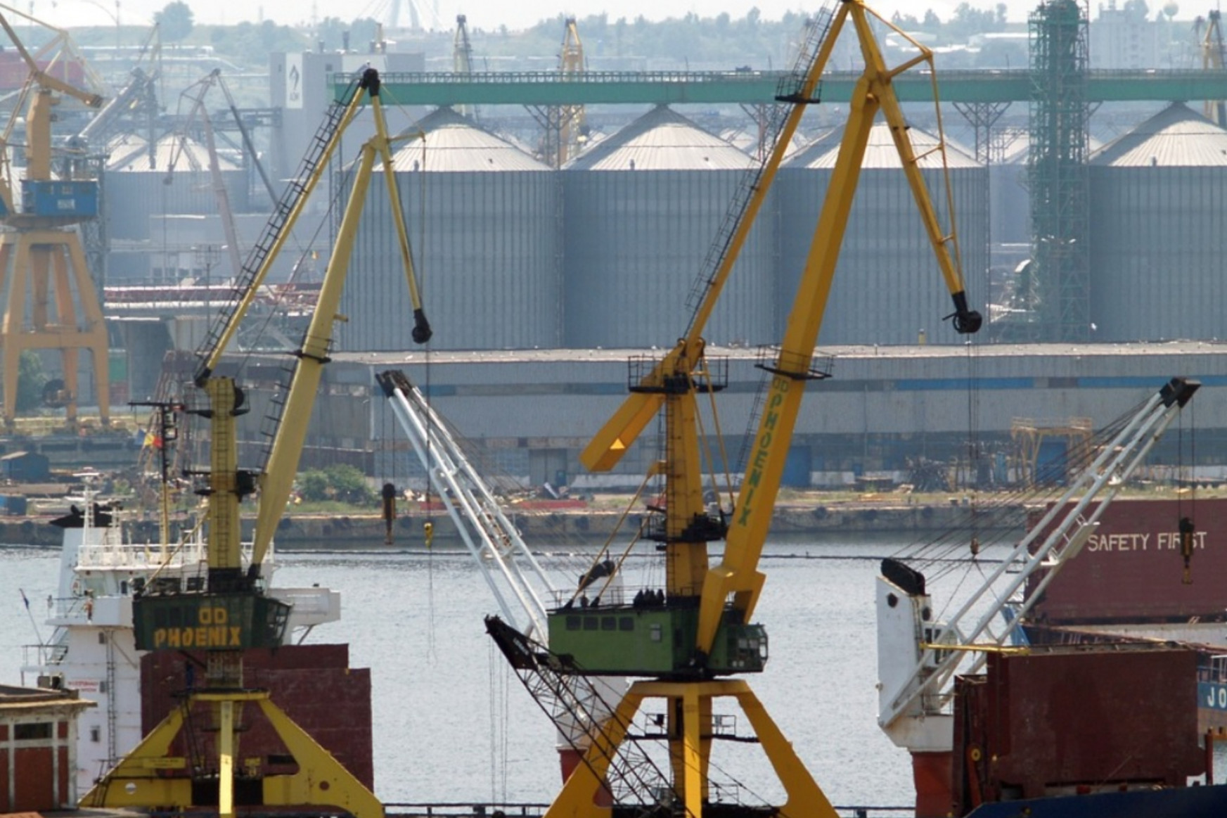 Ukrajna arról tárgyal Romániával, hogy kereskedelmi céllal használhassák a konstancai kikötőt