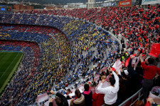 Megdőlt a női futballmeccsek nézőszámrekordja: 91 ezren nézték a Barcelona–Real Madridot