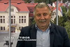 Karcag fideszes polgármestere provokátornak nevezte a városba érkező civil szavazatszámlálókat