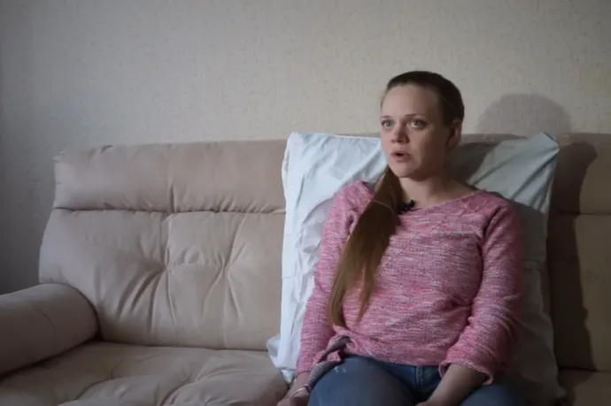 Oroszpárti videóban tűnt fel a lebombázott mariupoli kórházból kimentett terhes ukrán nők egyike