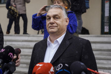 Orbánt kérdeztük, maradhat-e a rezsicsökkentés, a válasza: a választás után szembenéznek a kérdéssel