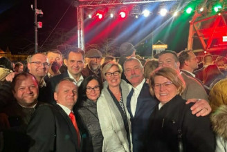 Zsigmond Csilla: A határon túli politikai szervezetek kényszerpályán mozognak, és egyre erősebb függőségi viszonyba kerülnek a Fidesszel