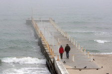 A környéket ért rakétacsapások után kijárási tilalmat vezetnek be Odesszában a hétvégén