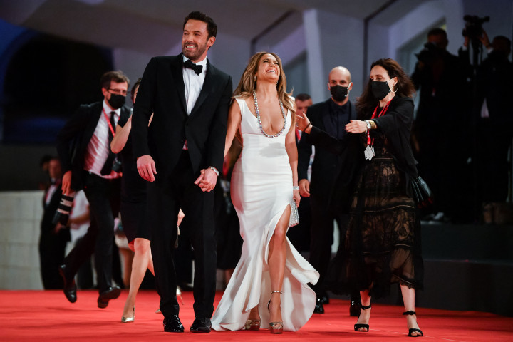 Ben Affleck és Jennifer Lopez 2021-ben a Velencei Filmfesztiválon – Fotó: Filippo Monteforte / AFP