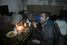 Több mint tízezer civil halhatott meg Mariupolban a polgármester szerint, a holttestek beborítják az utcákat – mondta