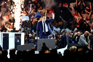 Sosem volt még ilyen erős a szélsőjobb, szoros második forduló jöhet a francia elnökválasztáson