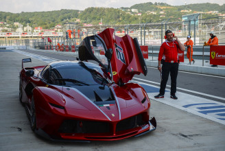 A Ferrari gyárt olyan, egymilliárd forintba kerülő autót, amit a tulajdonosa nem akkor használ, amikor akar