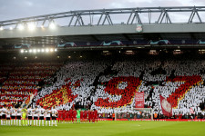 Rosszul lett egy szurkoló a Liverpool szerdai BL-meccsén, a kórházba szállítás után meghalt