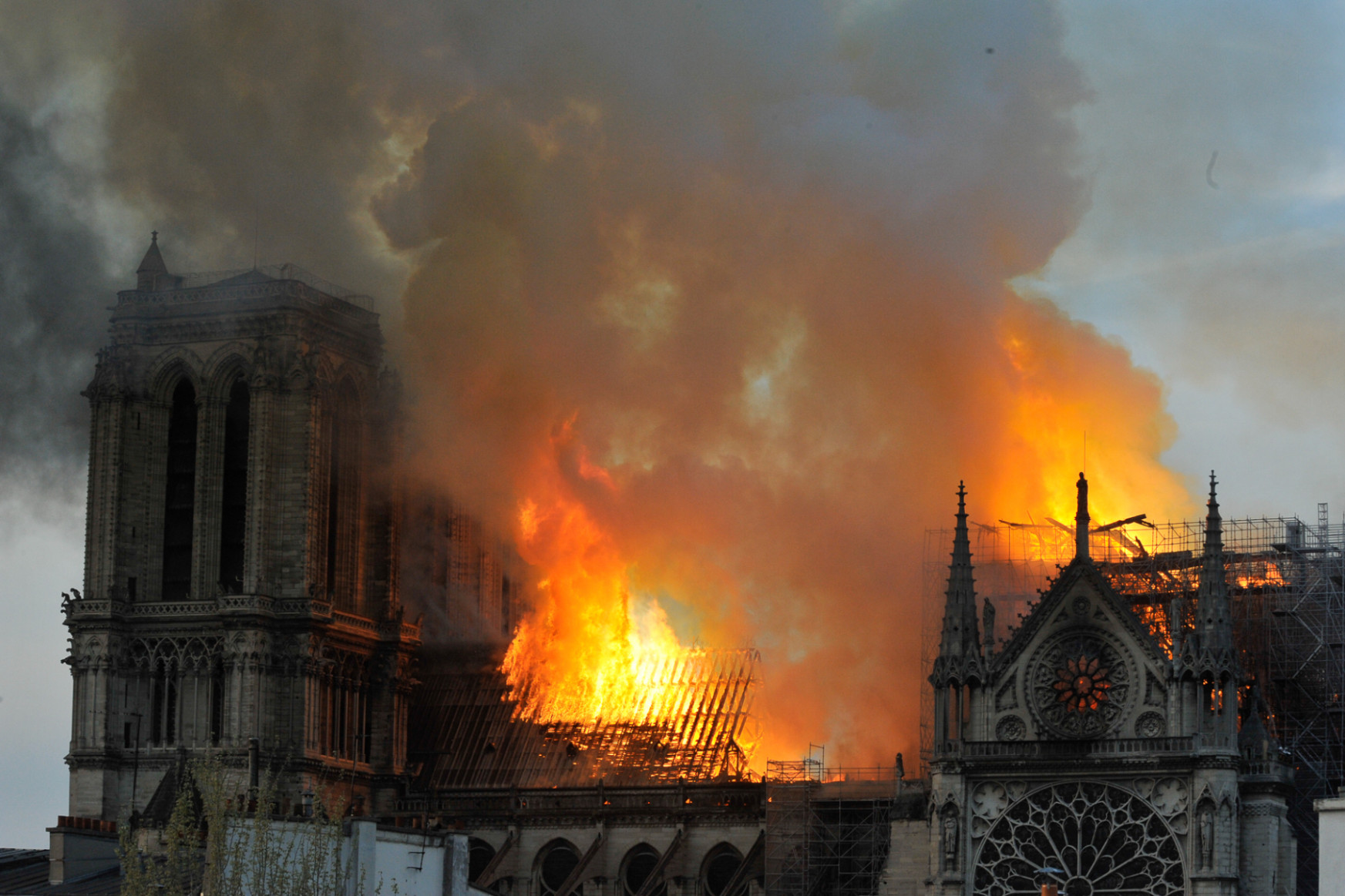 A Notre-Dame-i tűz miatt előkerült egy titokzatos szarkofág