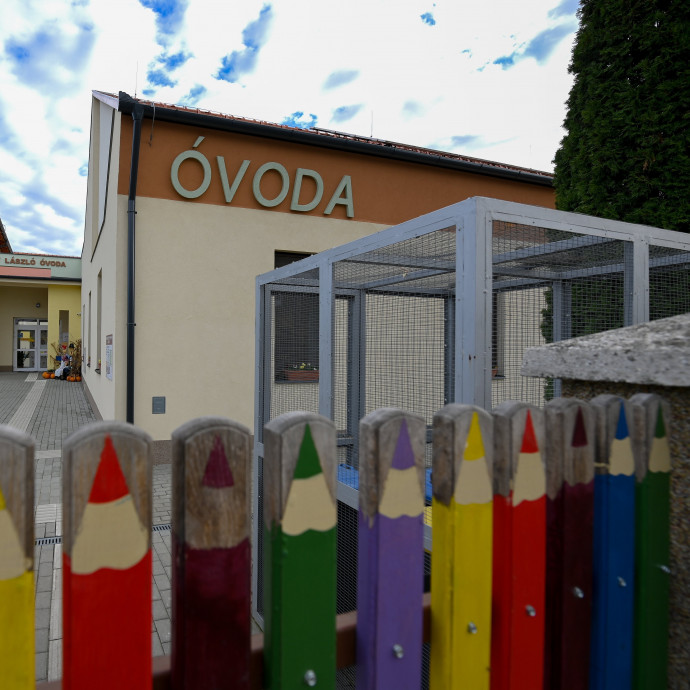 Már az óvodákban frontális oktatással veszik el a gyerekek kedvét a természettudományoktól