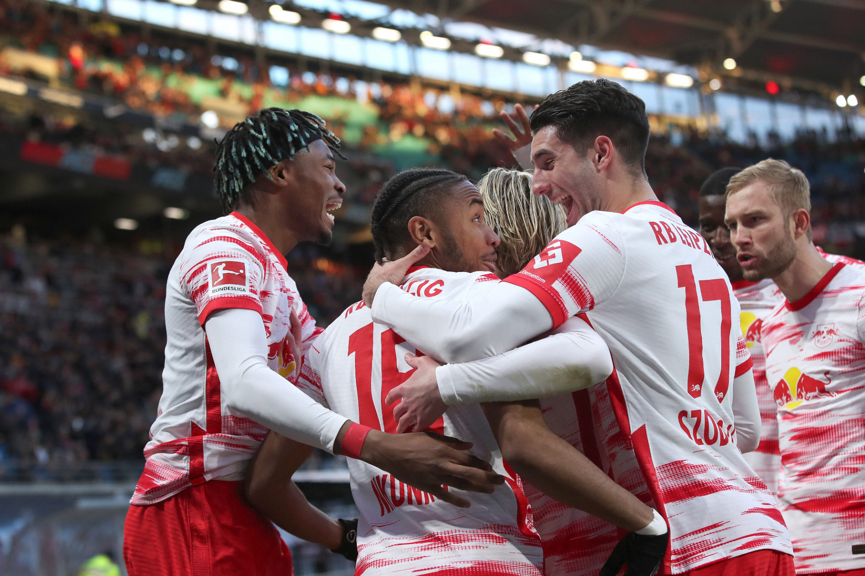 Végzetes Bayern-csere, érlelődő magyar kupasiker Európában