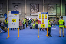 A hosszú hétvégén is fogadja az Ukrajnából érkezőket az Országos Idegenrendészet ügyfélszolgálata