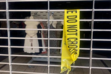 Tolvajokra lőtt, de a húsvéti nyuszira váró kislányt sebesítette meg Los Angelesben egy bolt tulaja