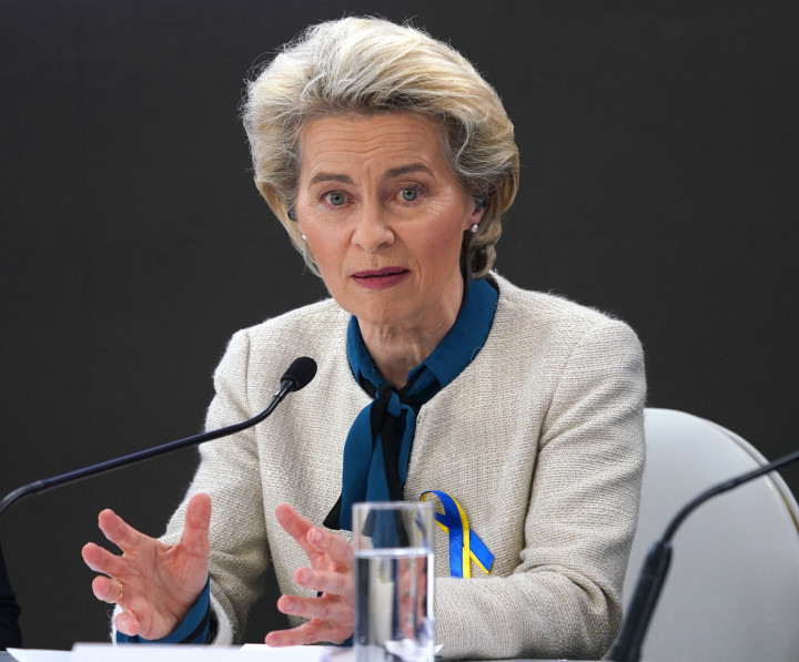 Ursula von der Leyen, az Európai Bizottság elnöke Varsóban 2022. április 9-én – Fotó: Janek Skarzynski / AFP