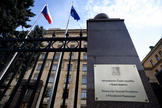 Több cseh diplomatát, köztük a nagykövethelyettest is megkörnyékezték az orosz titkosszolgálatok