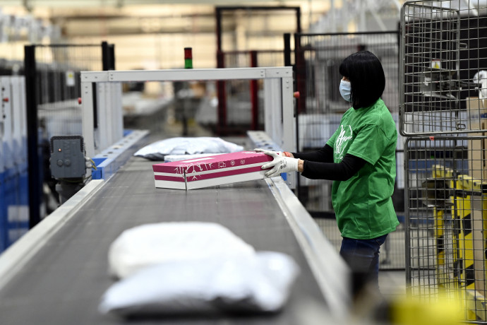 1200 milliárd forintos forgalommal zárt tavaly a belföldi online kereskedelem