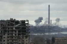 Az ukránok szerint civilek rekedtek a szinte porig rombolt mariupoli Azovsztal acélgyár alatt