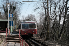 Szombattól újra jár a fogaskerekű, késő este viszont már csak megrendelésre