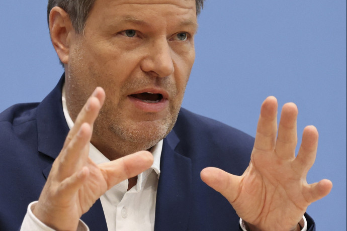 Németország napokon belül kiváltaná az orosz olajat