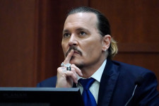 Házastársi erőszak, drog, alkohol és rengeteg bizarr részlet Johnny Depp és Amber Heard nyilvános tárgyalásán