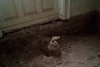 Felújításkor derült ki, hogy második világháborús bomba volt egy budapesti családi ház gyerekszobája alatt