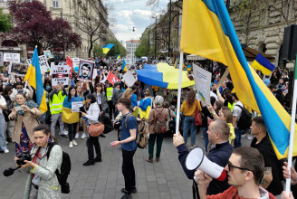 Ukránbarát és oroszpárti tüntetés zajlott egyszerre Budapesten